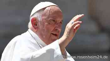 Papst musste künstlich beatmet werden: Vatikan gibt Gesundheitsupdate nach schwerer Atemkrise
