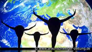 Scharoun-Theater zeigt eine Liebe im Schatten der Figuren