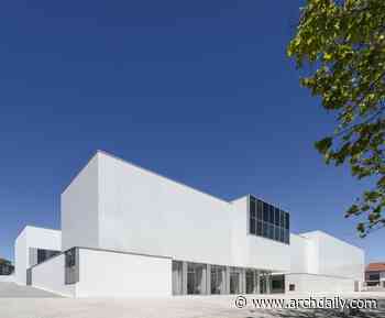 Saint-Jean-de-Luz Cultural Center / Dominique Coulon & associés
