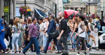 Brits share the reasons you can tell someone is from London and it's brutal