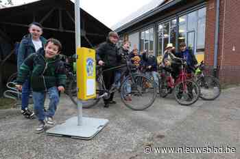 Virtuele punten stimuleren schoolkinderen om te fietsen of te stappen: “Zelfs ouders staan er vroeger voor op”