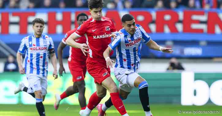 LIVE eredivisie | AZ geen schim van zichzelf in eerste helft bij Heerenveen, dat halverwege verdiend leidt na vroege goal
