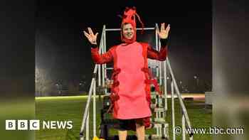Runner's hopes of marathon world record as shrimp