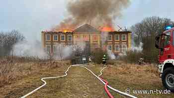 Bekannt aus "Das Weiße Band": Barockes Schloss in Mecklenburg abgefackelt
