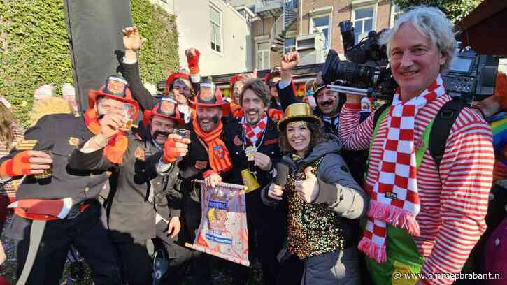 Freek organiseert enorm carnavalsfeest en is nu Ereburger van Roeptoetgat