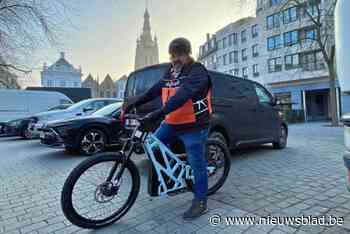 Een dag in het kielzog van Rik Bossuyt, dé step-ster van het peloton die stilaan een echte BV is: “Overweldigend, maar fantastisch”