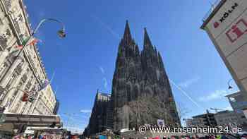 Perfektes Wetter: So schön feiert Köln den Rosenmontag 2025
