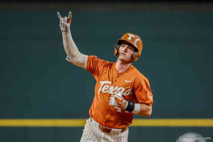 Longhorns make move up D1Baseball.com Top 25, Aggies plummet after bad week