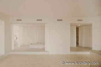 Astral Weeks Flat and Exhibition Space / Oblique