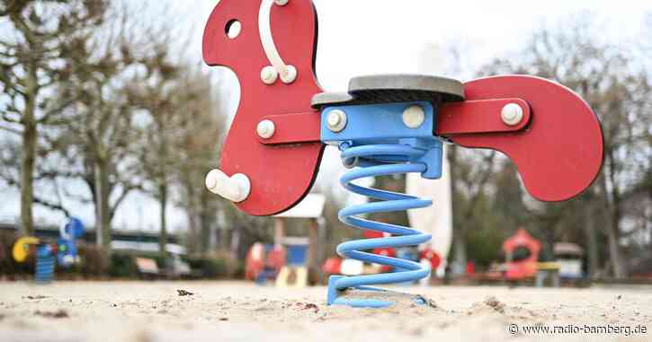 Öl auf Rutschen und Sandkasten gekippt – Spielplatz gesperrt