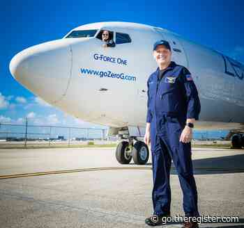 The ups and down of a virtual trip to the Moon in Zero G's 727