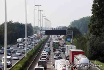 E313 korte tijd afgesloten in Herentals-Oost voor brandende vrachtwagen