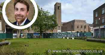 Sale of historic town hall for £47m a 'huge embarrassment' for council