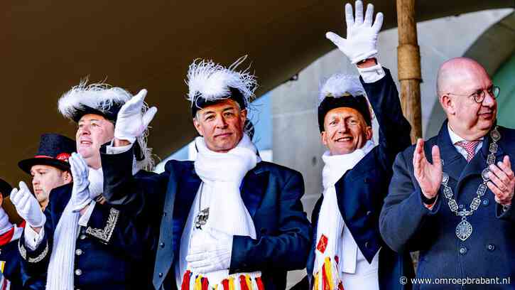 Warm bad voor nieuwe Prins Amadeiro XVII: 'Pinkte wel een traantje weg'