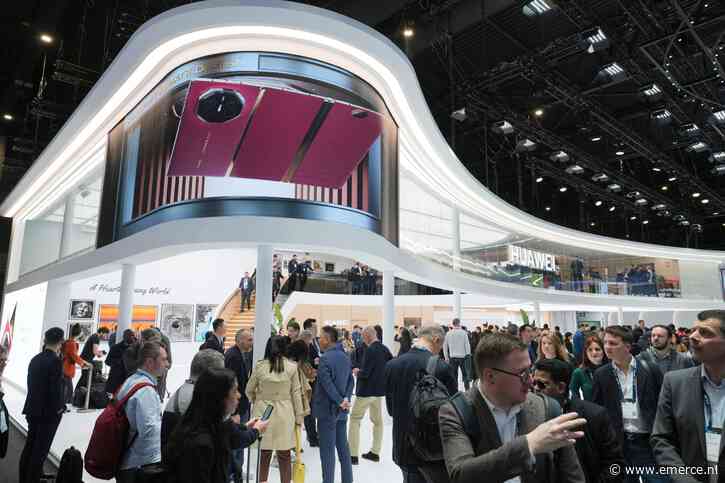 MWC: Is de tri-fold smartphone een blijvertje?