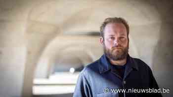 Antwerps acteur Simon Van Buyten op rode loper in New York: “Zelfs voor de mooiste filmrol zou ik mijn job in de psychiatrie nooit volledig opgeven”