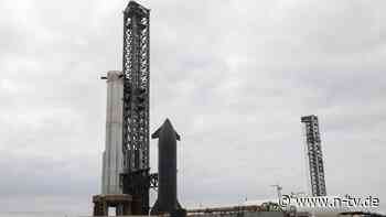 Neuer Versuch morgen oder später: Probestart von Musks Starship-Rakete kurzfristig abgebrochen