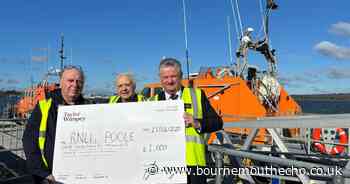 Housebuilder donates to RNLI