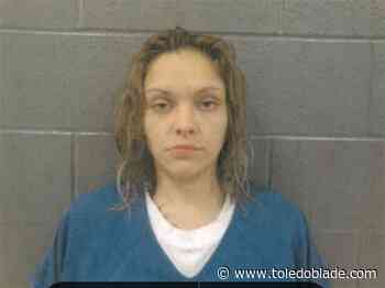 Officials seek woman who escaped from custody in Bowling Green