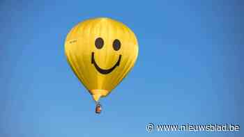 Wie wuift er mee naar Brent in Smiley-luchtballon woensdagavond?