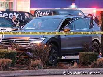 Shooting in Surrey Best Buy parking lot leaves one dead