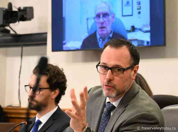 Municipalities, rights groups concerned about Quebec bill on integrating immigrants