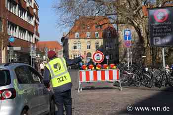 Königsstraße: Stadt Münster greift gegen Parkhaus-Warteschlangen durch