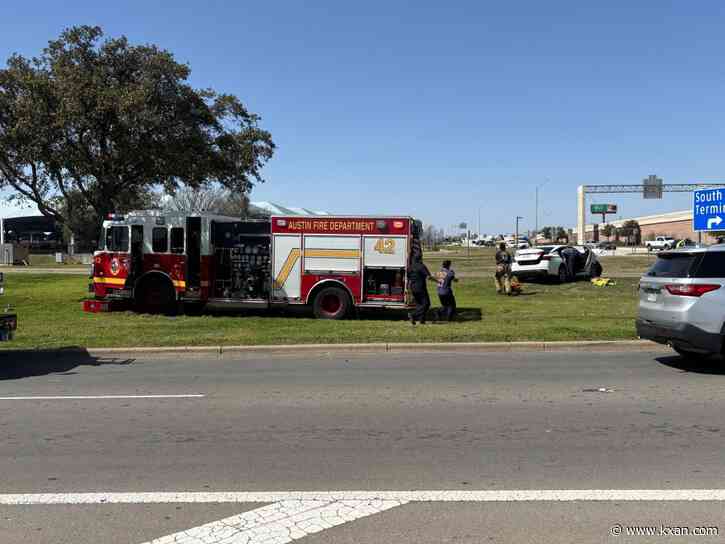 Multiple injured in 'major collision' involving Austin fire truck near airport