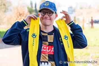 STVV-spelers dragen speciale sokken om mensen met Downsyndroom te steunen: “Via voetbal bereik je groot publiek”