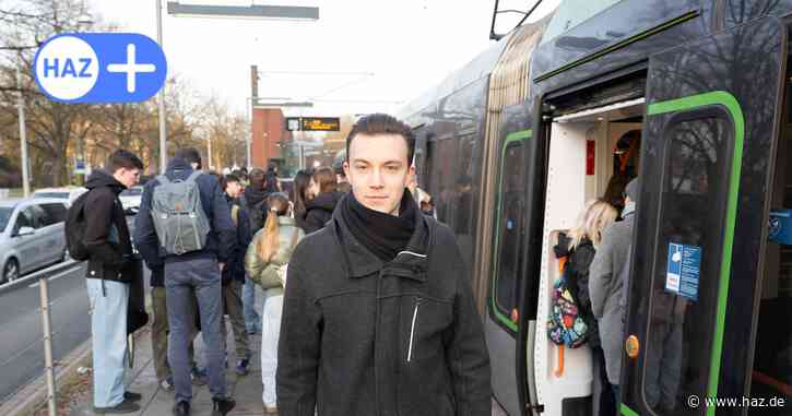Schülerverkehr auf Üstra-Linie 11 in Hannover: Wagen fehlen nach Unfällen mit Autos