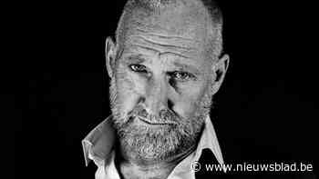 Regisseur Jan Van Looveren speelt onverwacht zelf mee: "Een te plezant zwaar klote feestje"