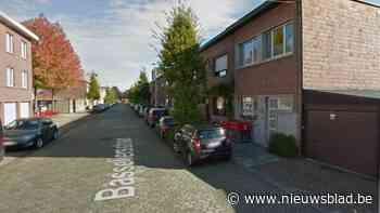 Basseliersstraat in Deurne krijgt nieuw boomvak en fietsbeugels
