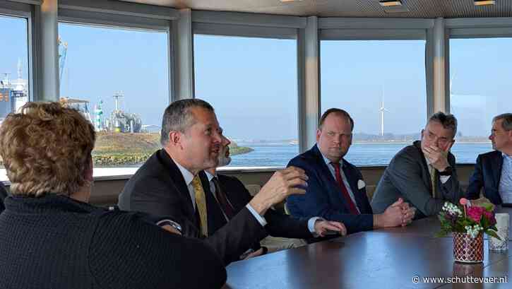 Secretaris-generaal IMO brengt bezoek aan Rotterdam