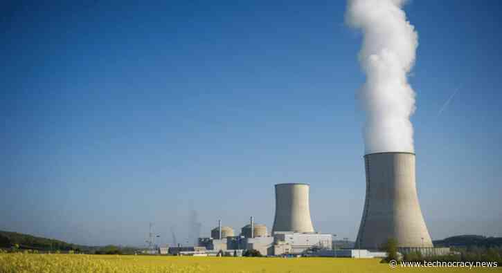What? Texas Needs Equivalent Of 30 Nuclear Reactors By 2030 To Power AI Data Centers