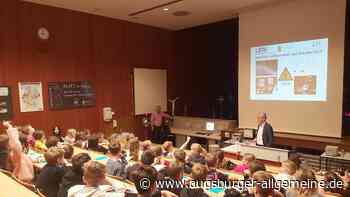 Wieso leuchtet eine Glühbirne? Was passiert, wenn der Blitz einschlägt? Spannendes an der Kinderuni