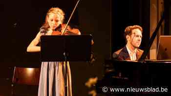 Vader en dochter maken samen muziek voor Casa di Mauro: “Het is alsof we elkaar iets vertellen zonder woorden te gebruiken”