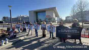 Animal Rights protesteert bij Johnson & Johnson tegen dierproeven: “Dit moet stoppen”