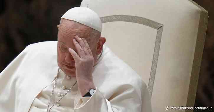 “Le ceneri ci ricordano che siamo polvere, la morte è una realtà con la quale dobbiamo fare i conti”: l’omelia di Papa Francesco