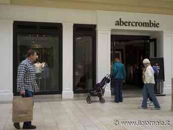 I dazi “spogliano” Abercrombie & Fitch, tonfo del titolo a Wall Street
