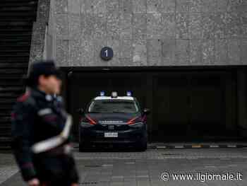 "Violentata e minacciata con un coltello": denunciati due minorenni per lo stupro su una coetanea