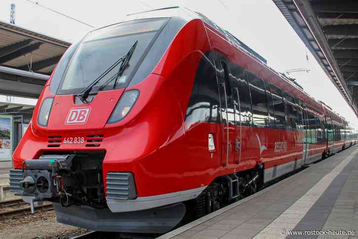 Vom 7. März (4 Uhr) bis zum 21. März 2025 (1 Uhr) fallen die S-Bahnen zwischen dem Hauptbahnhof Rostock und Warnemünde aus. Die Bahn richtet einen Schienenersatzverkehr mit Bussen ein.