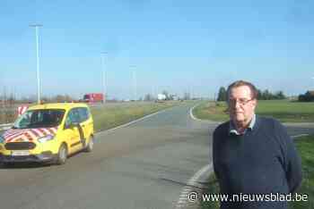 Gewijzigde voorrangsregeling langs parallelweg expresweg? AWV zegt niet meteen nee.