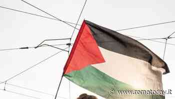 Sfregio al nuovo museo della Shoah di Roma, escrementi e volantini pro Palestina