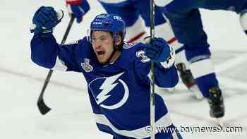 Yanni Gourde returns to Lightning in trade that also brings Oliver Bjorkstrand