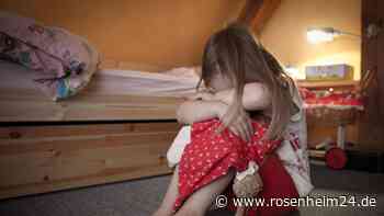 „Wenn Sie Ihr Kind lieben, gestehen Sie“: Wasserburger wegen Missbrauchs an Tochter (11) vor Gericht