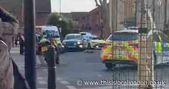 LIVE updates as significant police presence seen in street on Isle of Dogs