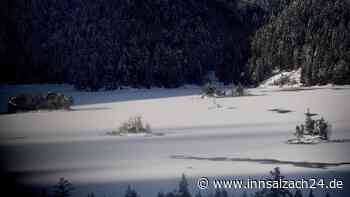 Touristen-Gruppe bricht in Eibsee ein: Dramatische Rettung durch mutige Helfer