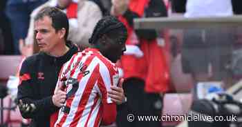 Regis Le Bris admits experiment stance as Sunderland players handed firm message