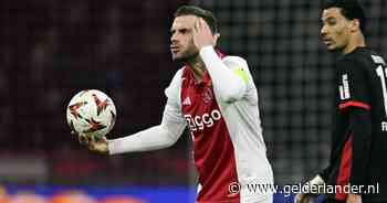Ajax-aanvoerder Henderson mist return door wegwerpgebaar: ‘Het was uit frustratie, heel dom’