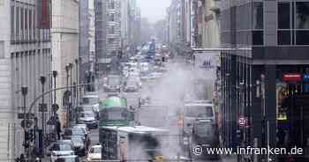Weniger Autos in Berlin und Hamburg gemeldet